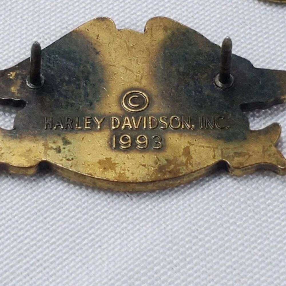 VTG Harley-Davidson H.O.G. 1993 Lapel Pin Brass Double Clutch Back Eagle Logo